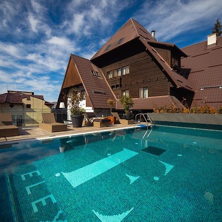 Elexus Boutique Hotel Predeal Luaran gambar