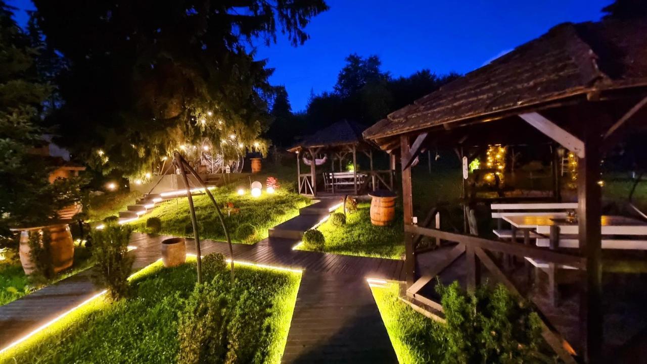 Elexus Boutique Hotel Predeal Luaran gambar